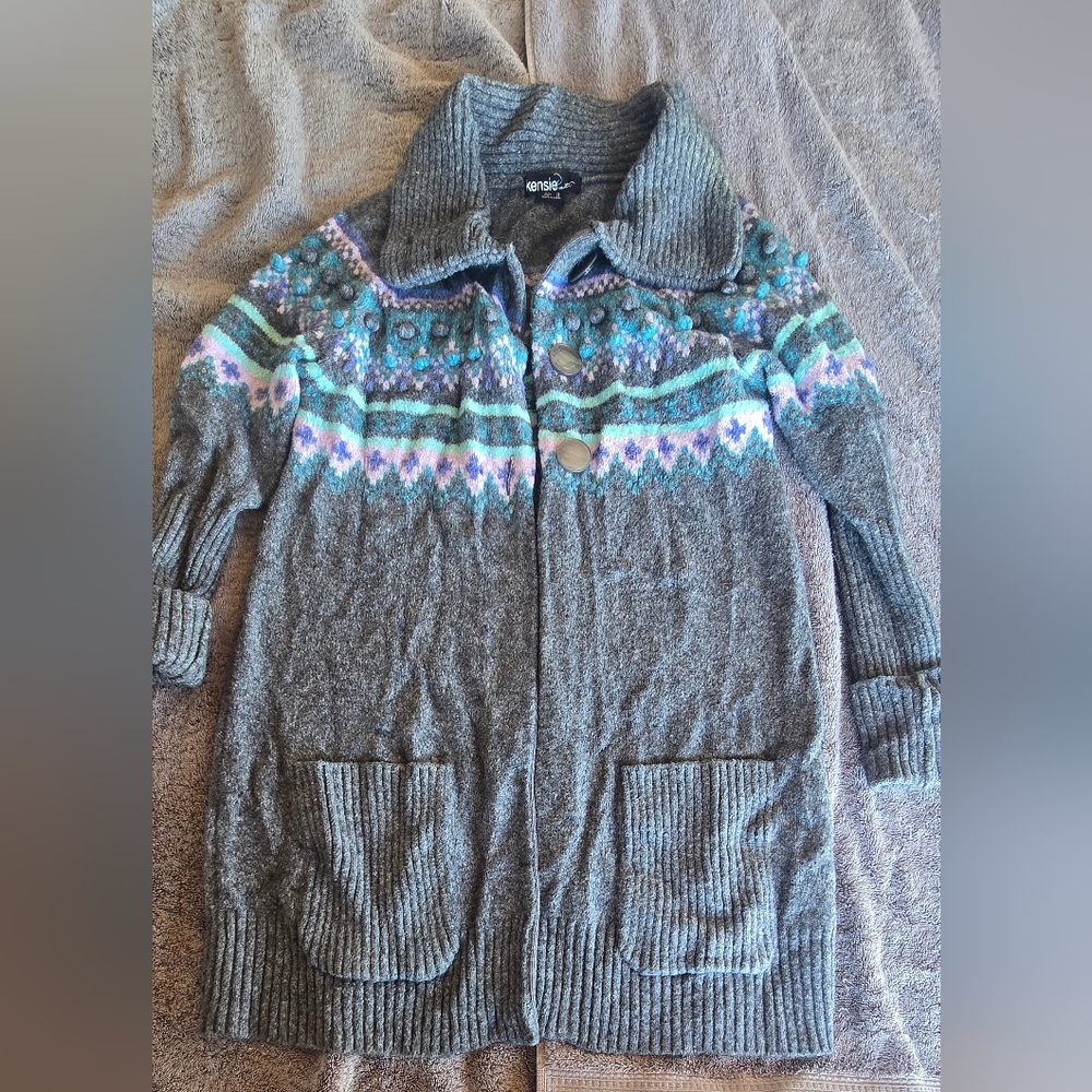 Sonoma Knit Cardigan with Vibrant Accents